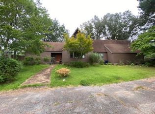 2210 Walnut St, Corinth, MS 38834