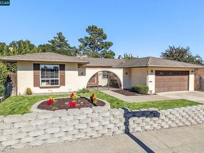 8090 Hansom Dr, Oakland, CA, 94605