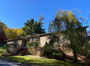 8 Eagle St, Harveys Lake, PA 18618