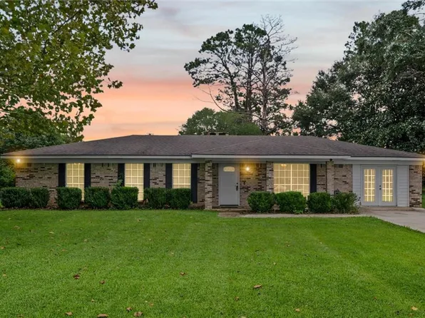45600 Red Hill Rd, Bay Minette, AL 36507