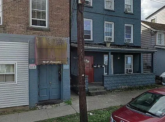 121 W Parmenter St #2