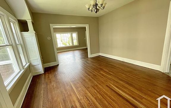 2nd image of 1666 Glenmont Rd Floor 1