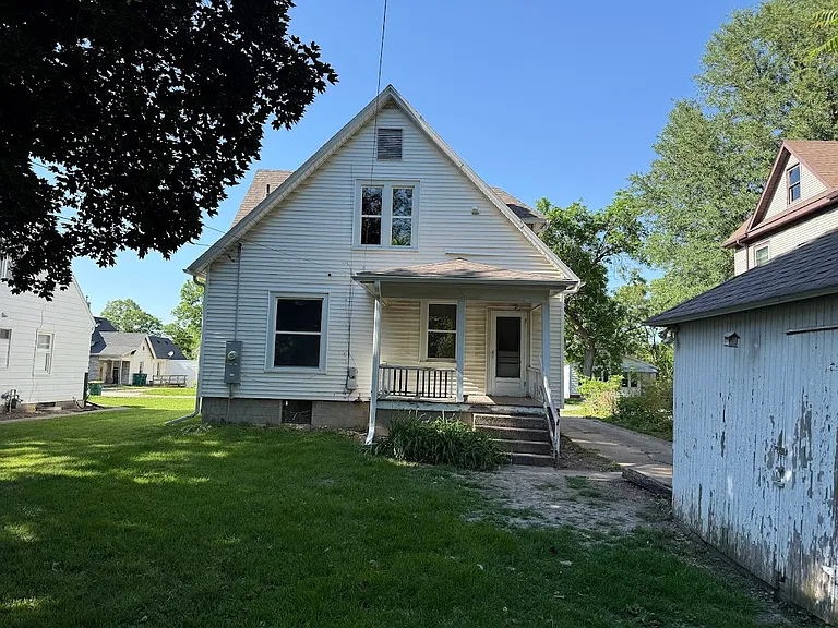421 W Murray St — Photo 4