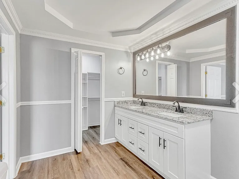 8624 Guthrie Ct — Photo 11