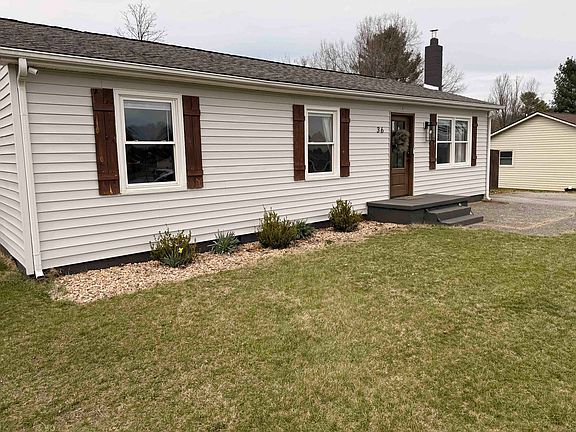 2nd image of 36 Buckboard Rd