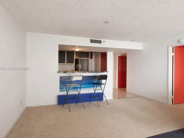 7601 E Treasure Dr APT 910, North Bay Village, FL 33141