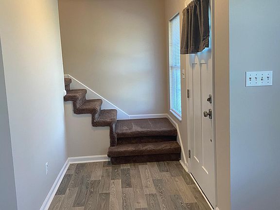 2nd image of 112 Shamrock Ln #1