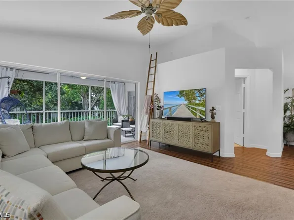 3770 Fieldstone Blvd APT 1505, Naples, FL 34109
