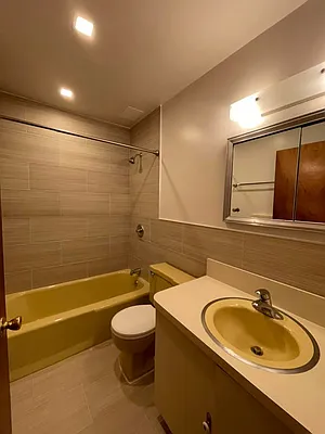 Rented by Giaps Realty Group LLC | media 9