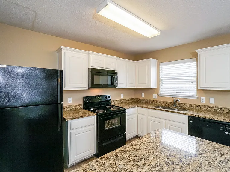 11475 Coral Cyn — Photo 7