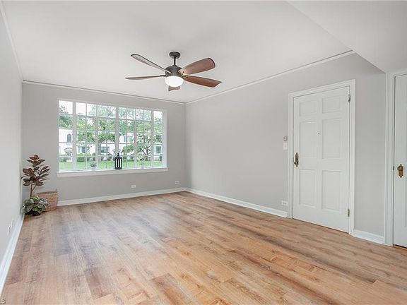 4th image of 1700 N Elm Street L2 #L2