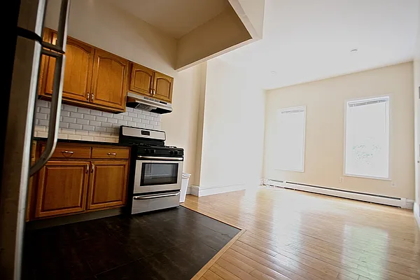 Rented by Rental Solutions Inc | media 3