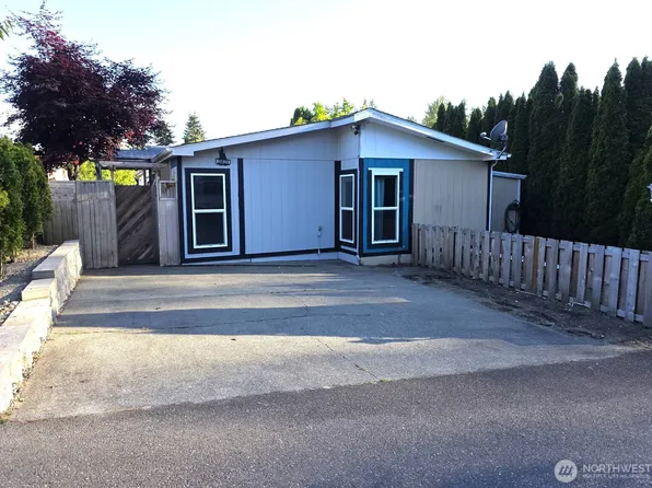 2421 S 370th Place #63, Federal Way, WA 98003