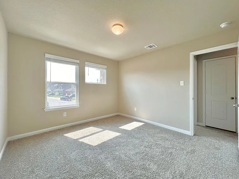 1606 Misty Elm St — Photo 30