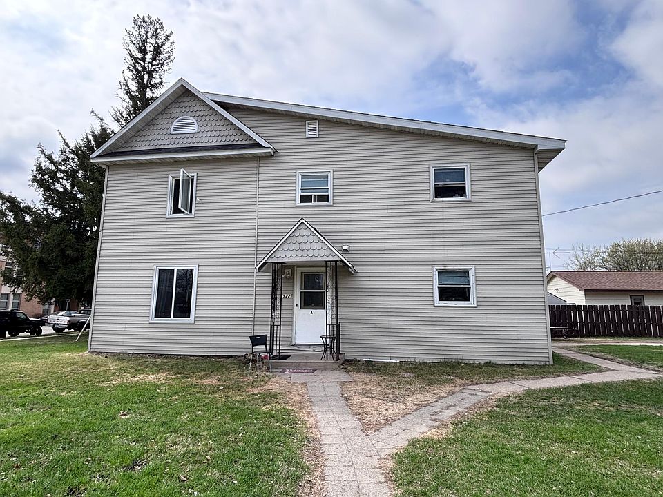 1st image of 322 5th Ave E