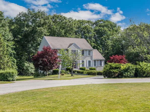 7 Cove Landing, Kittery, ME 03904