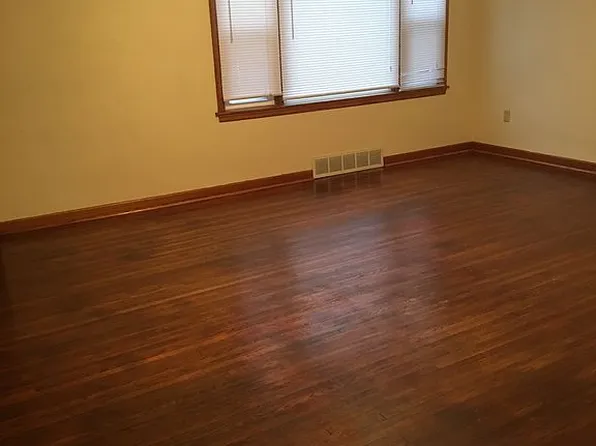 602 W Lincoln Way, Jefferson, IA 50129