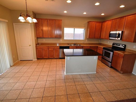 5th image of 2969 W Mineral Butte Dr