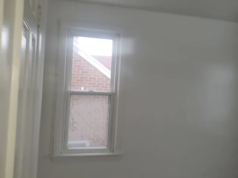 14481 Maddelein St — Photo 7