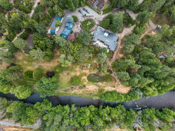 13587 Highway 238, Applegate, OR 97530