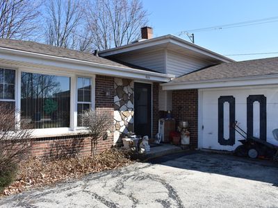 8651 Kean Ave, Hickory Hills, IL, 60457