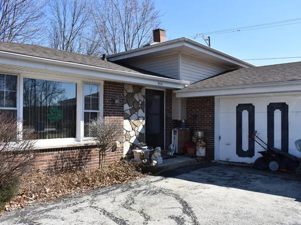 8651 Kean Ave, Hickory Hills, IL 60457