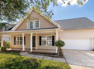 9602 Bradstreet Commons Way, Charlotte, NC 28215