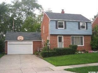 4867 Edsal Dr, Lyndhurst, OH
