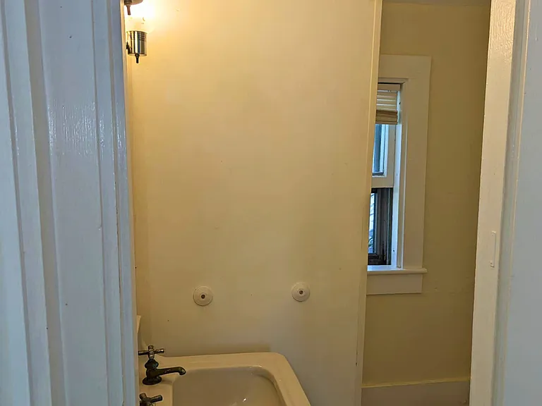 165 Brunswick St #7 — Photo 12