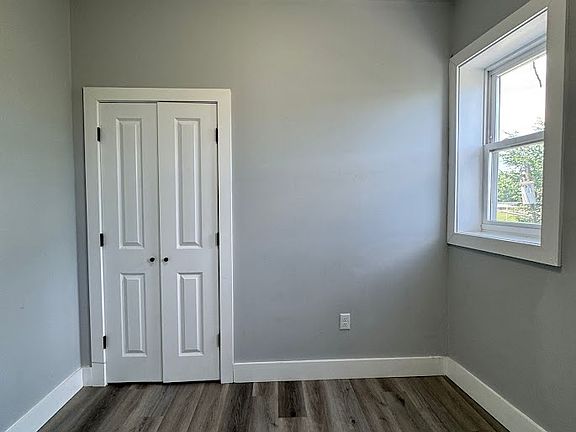 2nd image of 186 Hawthorne Ave #3
