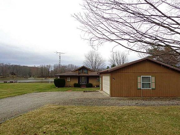 4th image of 1568 N Santee Dr