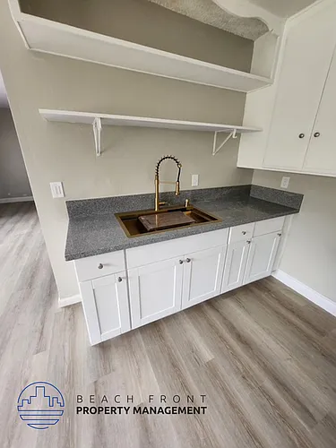9551-9561 Maureen Dr Photo 1