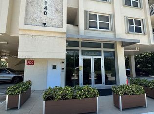10140 W Bay Harbor Dr APT 302B, Bay Harbor Islands, FL 33154