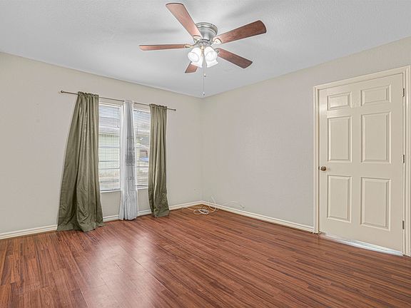 5th image of 2103 Bismark St