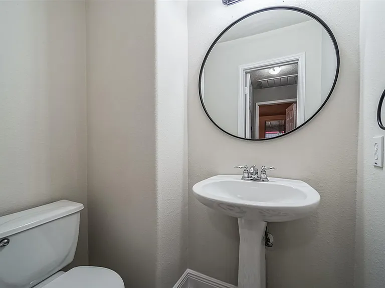 4822 Mosaic Canyon Ct — Photo 16