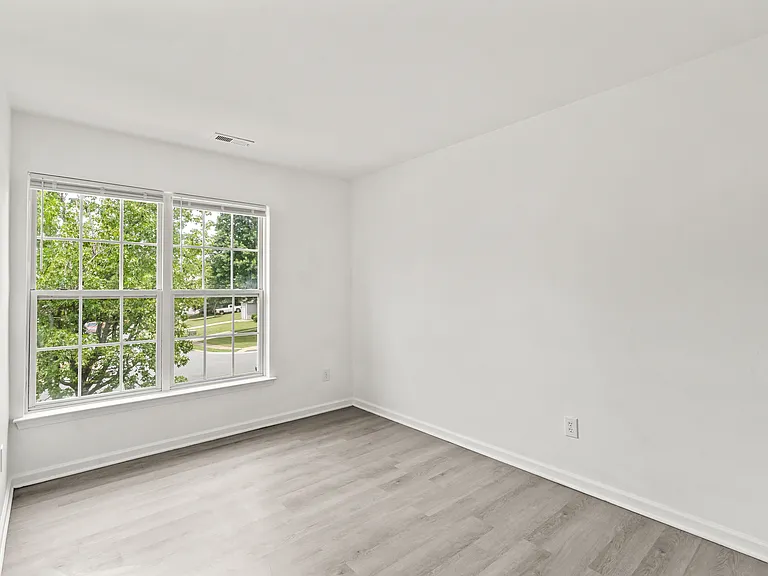 2724 Mulberry Pond Dr — Photo 11