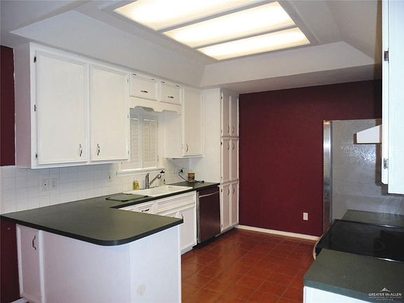 5th image of 7509 N 19th St