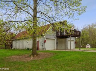 236 S Holmesville Rd, La Porte, IN 46350