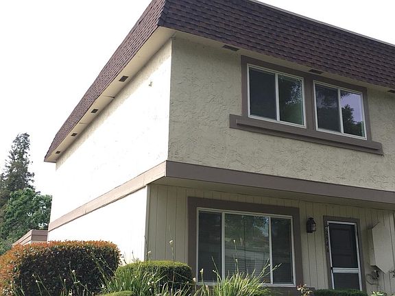 2nd image of 2946 Lambeth Ct