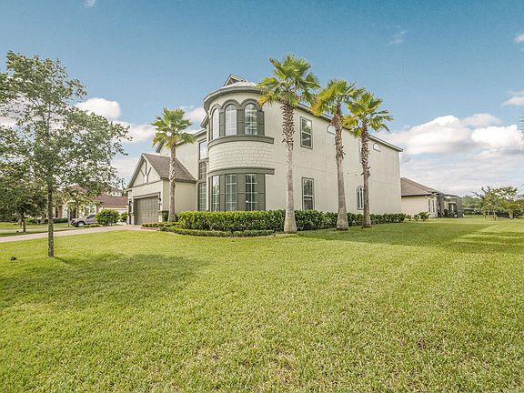 5th image of 109 Chatsworth Dr