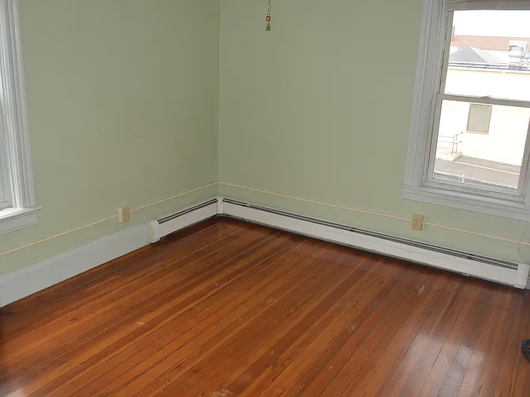 1172 N Main St #1 — Photo 6
