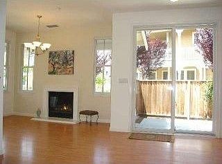 4th image of 1048 Baywood Ln