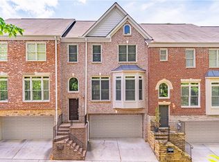 5557 Julian Pl, Sandy Springs, GA 30342