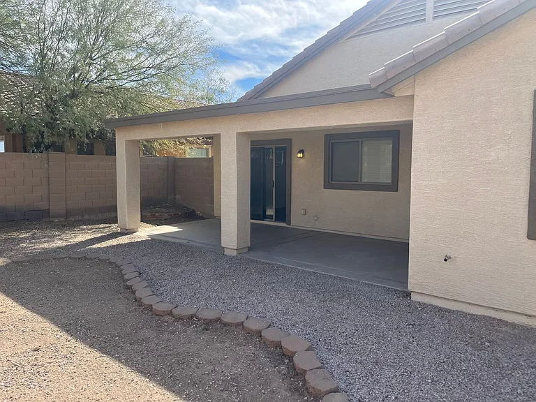 25524 W Williams St — Photo 19