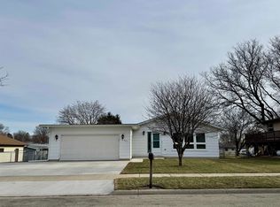 2634 10th Ave, Monroe, WI 53566