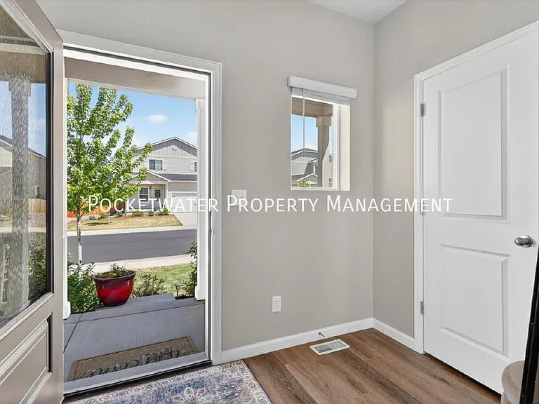7219 Big Thompson Ct — Photo 3