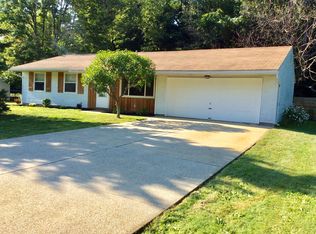 6793 Dave Dr, Madison, OH 44057