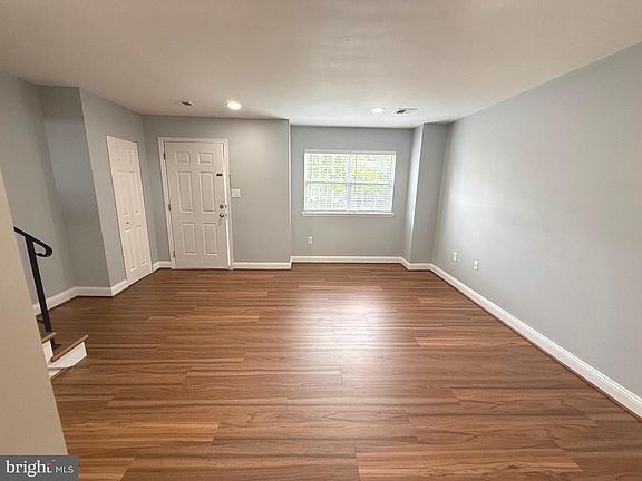 5th image of 14870 Emberdale Dr