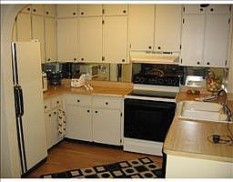 3rd image of 4636 W Euclid Ave
