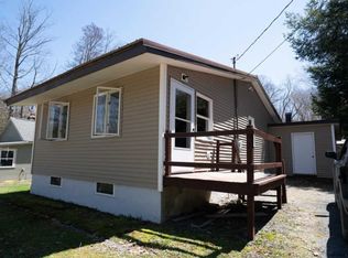 16 Beach Rd, Petersburgh, NY 12138